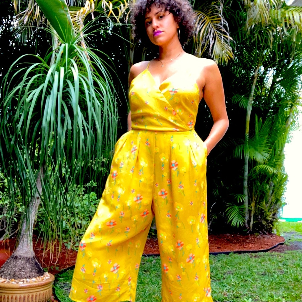 Mustard floral jumper with pockets